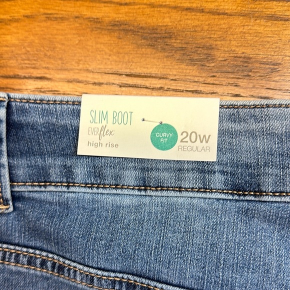 🎉HP🎉 Maurice’s Women's Blue slim Boot Cut Jeans - Picture 10 of 11